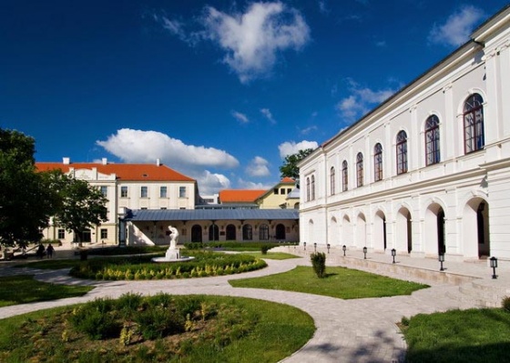 Anna Grand Hotel