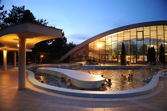 8. Tavaszi Endokrin Tov�bbk�pz� Tanfolyam (TETT)