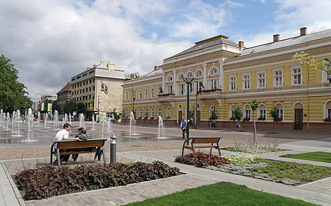 Szolnok, Ftér