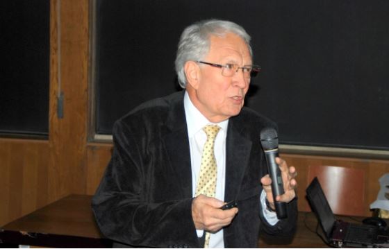 Dr. Palkovits Miklós (Fotó: Anatómiai, Szövet- és Fejldéstani Intézet)
