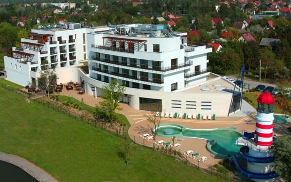 Forrás: hotelnautis.hu